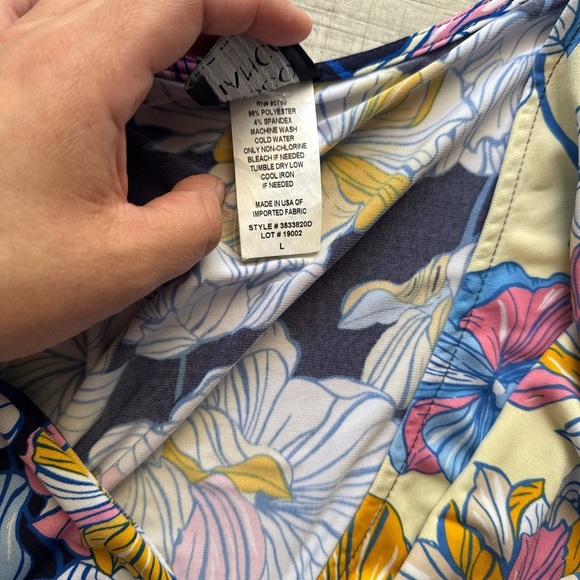 Coco Bianco Floral Blouse - Navy, Yellow, Cream size L - Picture 7 of 8